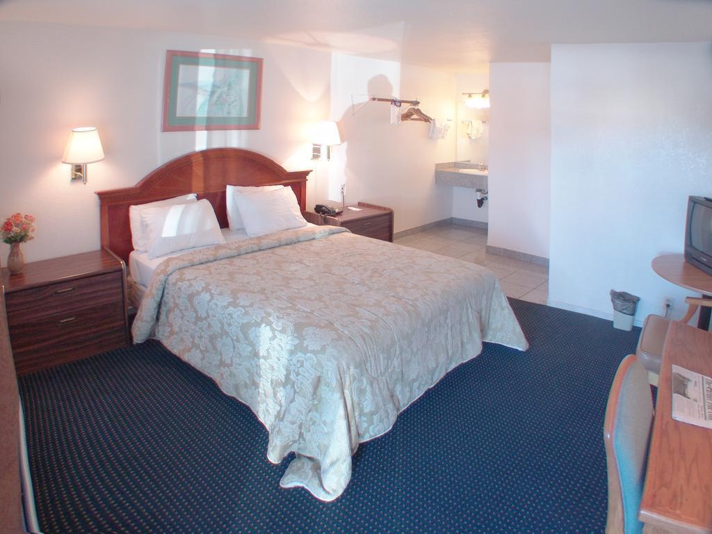 Rodeway Inn Near Downtown Μοντερέι Εξωτερικό φωτογραφία